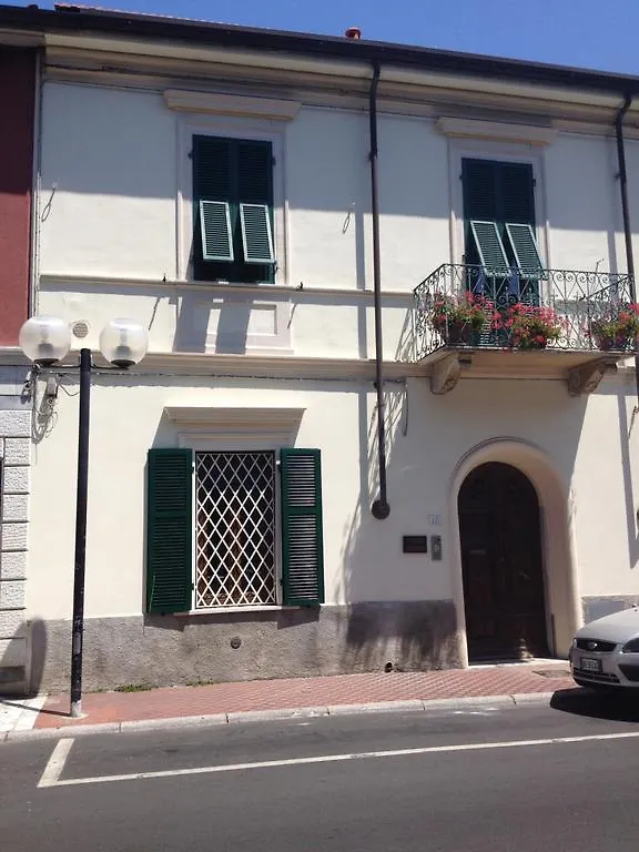 Rose Apartment Marina Di Carrara