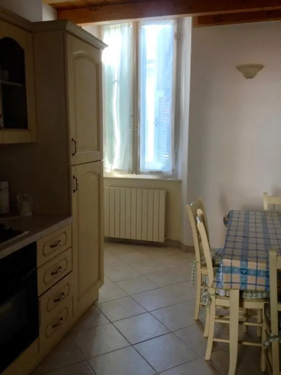Rose Apartment Marina Di Carrara Italien